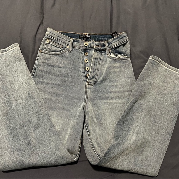 Fashion nova jeans - Picture 2 of 5